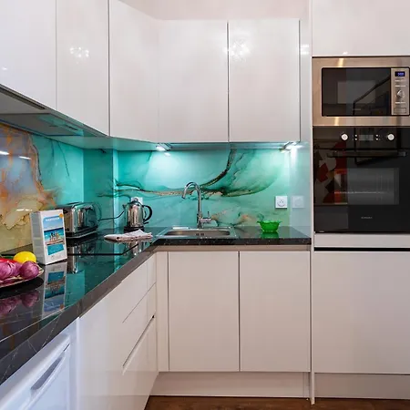 Le Royal Ap4456 By Riviera Homes * 니스